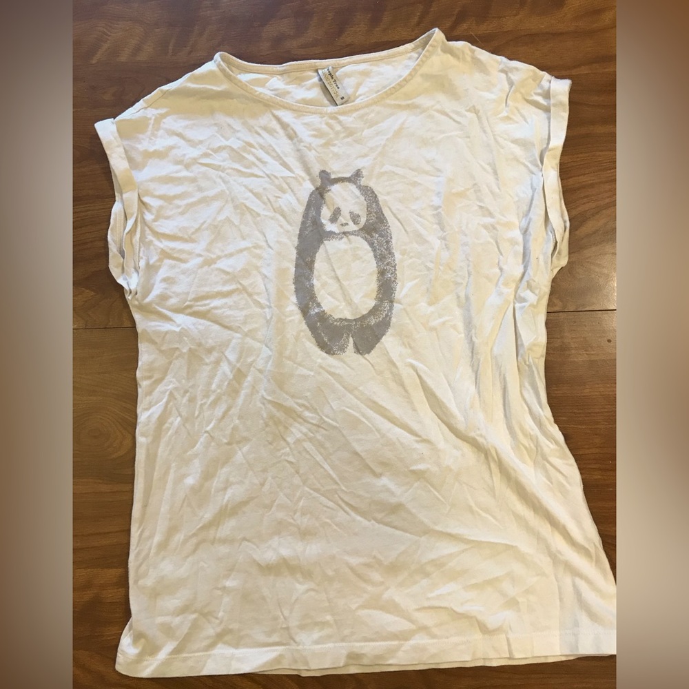 Tee shirt